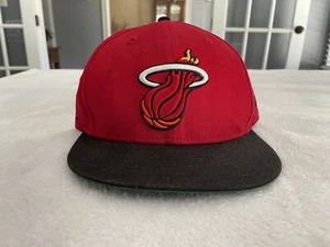 Miami Heat Snapback Hat Cap - Mitchel & Ness Hardwood Classics - Black Red 1223c - Picture 1 of 6
