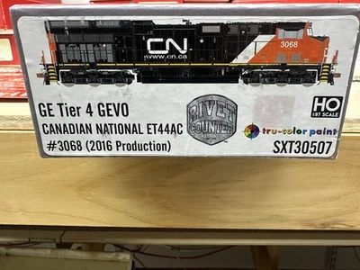Scale Trains GE Tier 4 GEVO CANADIAN NATIONAL ET44AC #3068 2015 Production NOS - Image 1 of 2