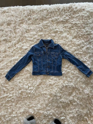 Womens Gap Distressed Denim Jacket 1969 Size Small  RN 54023 - Image 1 of 4