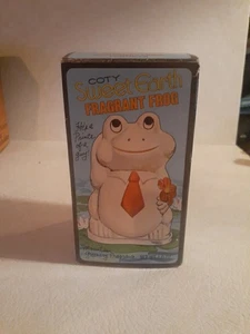 1970’s Coty Sweet Earth Fragrant Frog Pomander unbenutzt Mountain Greenery Duft - Bild 1 von 9