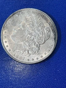 2 Morgan Silber Dollar 1887 gegradet fünfundfünfzig einige getönt & 1890-O fünfunddreißig - Bild 1 von 4
