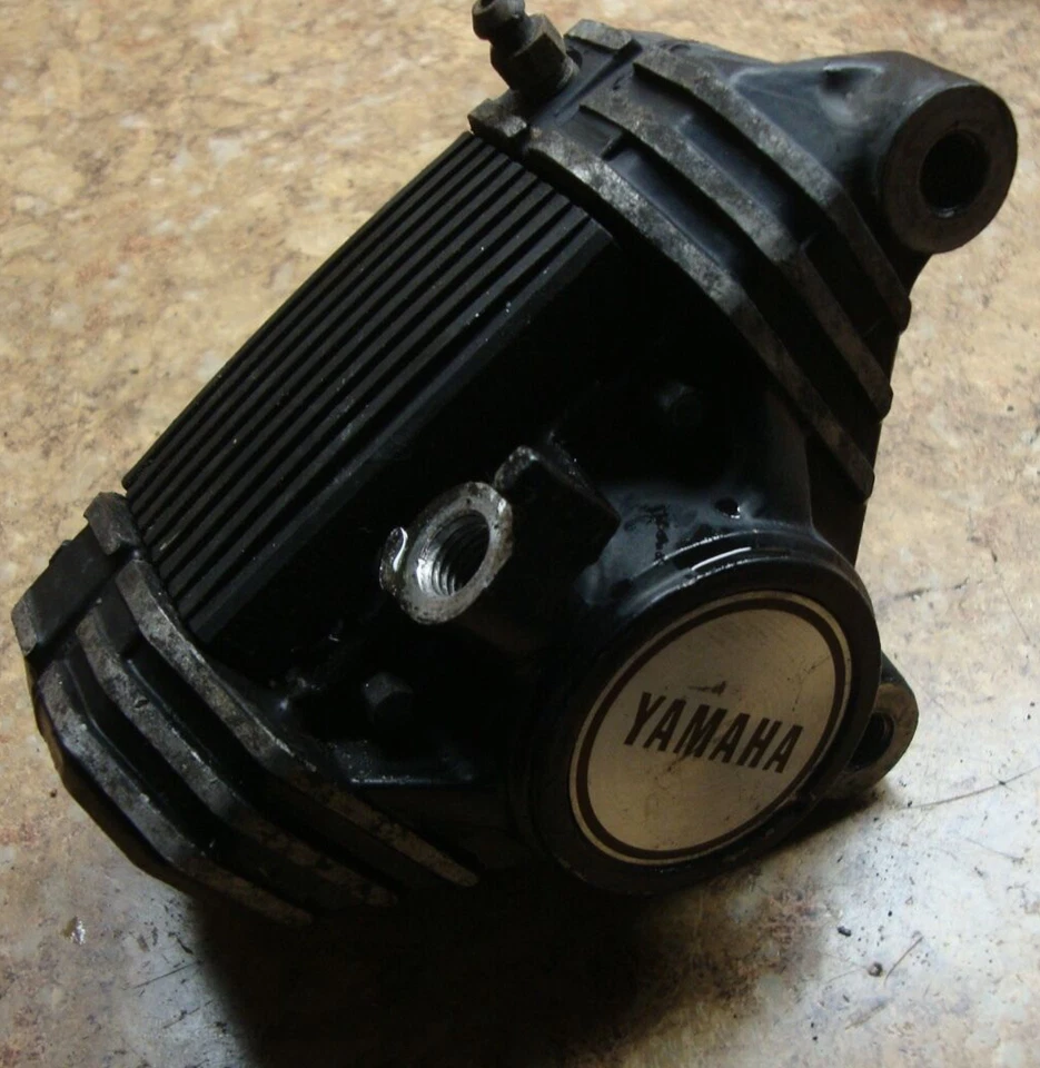 1985 Yamaha Venture XVZ 1200 XVZ1200 XVZ1200D Front Disk Brake Caliper Right RH - Image 1 of 1