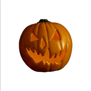 Halloween 6: The Curse of Michael Myers Light Up Pumpkin - Picture 1 of 1