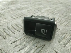Interruptor ventana puerta delantera izquierda MERCEDES-BENZ E W212 A2049055502 - Imagen 1 de 5