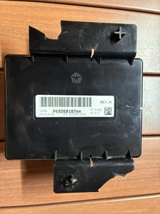 2014-18 RAM 2500 3500 AC/TEMPERATURE HEATER CONTROL MODULE OEM P68268187AA - Picture 1 of 13