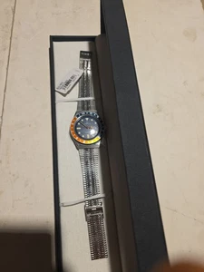 Reloj pulsera Timex Q Timex reedición 38 mm acero inoxidable, TW2U61100ZV **NUEVO** - Imagen 1 de 5
