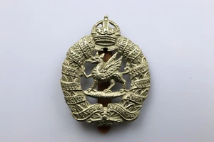 1st Battalion Monmouthshire Regiment Cap Badge - Picture 1 of 4