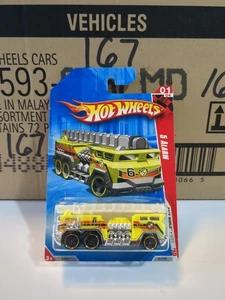 2010 #181 Hot Wheels Race World City Yellow 5 Alarm Fire Truck M.O.C.  - Picture 1 of 5