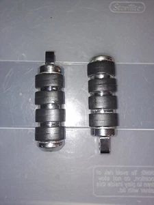 Harley Davidson-Heavy Duty Chrome/Black Footpegs - Picture 1 of 7