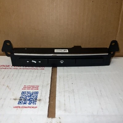 2007-2013 CADILLAC ESCALADE POWER PEDAL REAR WASHER SWITCH OEM 917B - Image 1 of 3