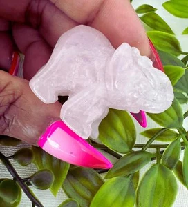 Rose quartz elephant - rose quartz elephant carving - 1.5" carved elephant rose - Picture 1 of 9