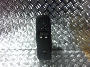 Berlingo Partner Combo E 2018-On Window Adjuster Switch Right 96783350ZD GENUINE - Picture 1 of 2