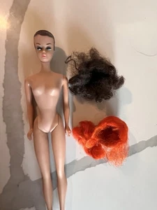 VINTAGE 1960s MATTEL STRAIGHT LEG FASHION QUEEN BARBIE DOLL WITH 2 WIGS JAPAN - Picture 1 of 12