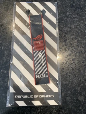 ✅ New Sealed Asus ROG Republic of Gamers Keychain Red Black Gamer Tag Fob Keying - Image 1 of 3