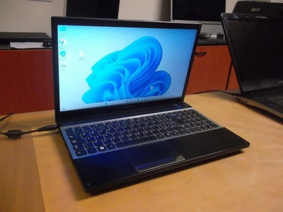 NOTEBOOK SAMSUNG NP305V5A AMD A8 4GB+120GB SSD WINDOWS 11 - Immagine 1 di 4