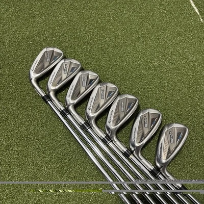 IZQUIERDO - Juego de hierros TaylorMade SIM2 MAX 5-PW, AW - KBS MAX MT 85 g ejes de acero rígido Foto 1 de 4