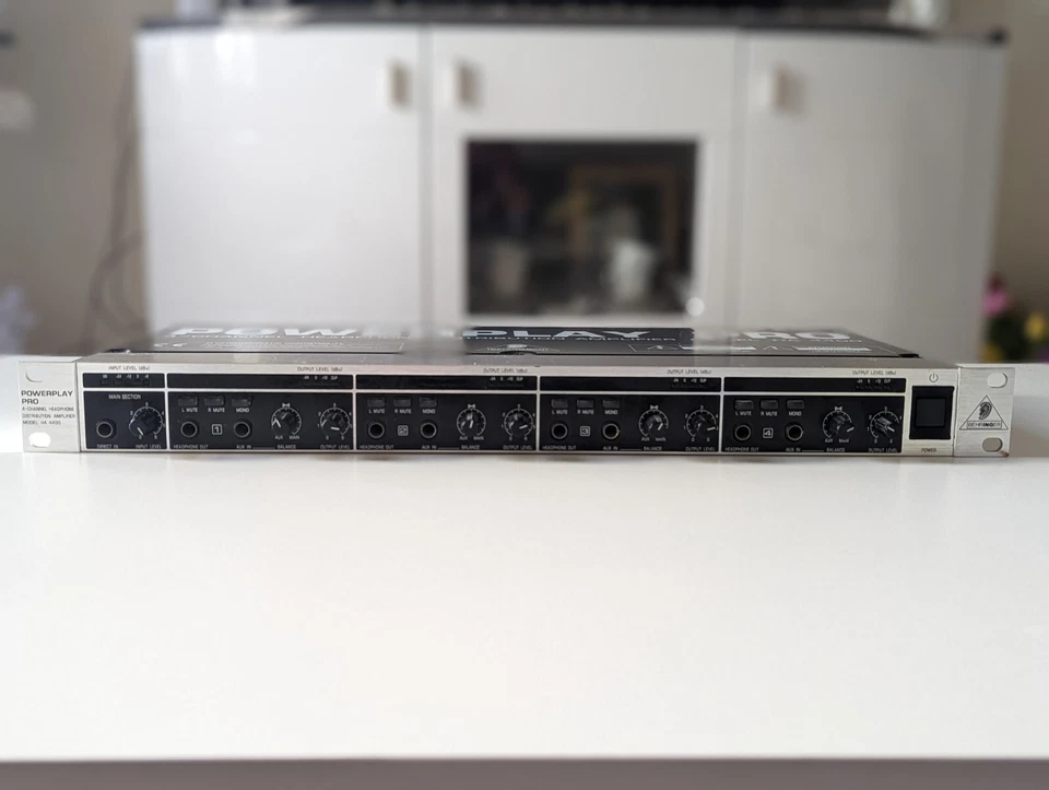 Behringer Powerplay Pro 4 Kanal Kopfhörer Verstärker Topzustand - Bild 1 von 4