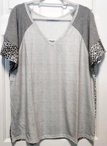 MissLook 2X T-Shirt Bluse Gepard grau kurzärmelig V-Ausschnitt Neu ohne Etikett - Bild 1 von 4