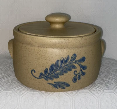 McCoy Bean Pot # 1421, Speckled Tan w/ Blue Leaf - Image 1 of 4