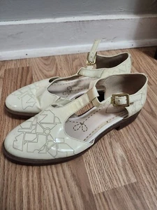 Clarks Somerset Off White Mary Jane Office Work Shoes Women's Size 7 - Picture 1 of 7