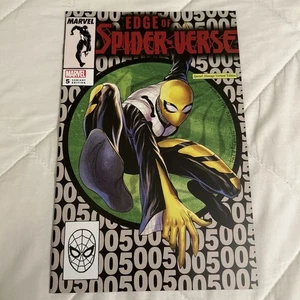 2022 NYCC EDGE OF SPIDER-VERSE #5 FUMETTI SCONOSCIUTI TYLER KIRKHAM ARGENTO 425 - Foto 1 di 4