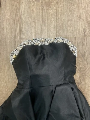 RARO Vestido Sherri Hill Cuentas Abeja Miel Negro Talla 6 Corsé Como Espalda Foto 1 de 4