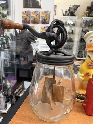 Batidora de mantequilla Dazey Crank No. 4 antiguos, St. Louis, Daisy Corporation, 4 cuartos Foto 1 de 4