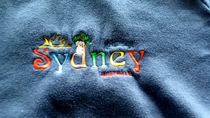 Sydney Australia Vintge 90s Embroidered Koala Animal Sweatshirt Unisex YOUTH 12 - Picture 1 of 7