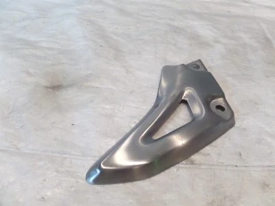 Triumph Speed Triple 1050 R 2012-2015 reposapiés trasero izquierdo clavija talón protector aleta Foto 1 de 4