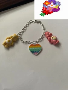 1 x 2D Care Bears and Colourful Heart Bracelet 58 - Picture 1 of 2