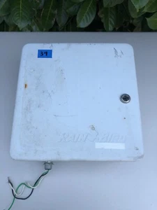 Irrigatore irrigazione Rain Bird ESP-8MC 8 zone controller esterno cablato rigido - Foto 1 di 8