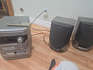 AIWA CX-NA115 Speaker Stereo 3 Disc CD Stereo - - Picture 1 of 1