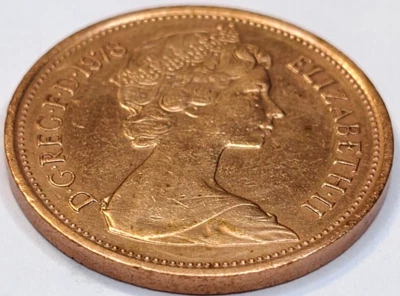 1978 Great Britain United Kingdom 2 New Pence KM# 916 US SELLER - Image 1 of 2