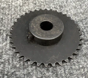 Boston Gear K2536 36 teeth 25 Chain roller sprocket 1/2" Bore 25B36 New - Picture 1 of 12