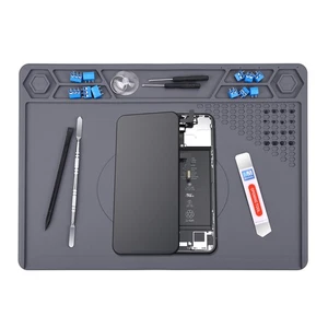 Magnetic Soldering Repair Mat Silicone - 11 x 16 inch - Heat Resistant 932°F - Picture 1 of 6