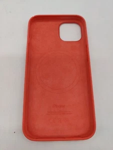 Apple Silikon Case mit MagSafe für iPhone 13 - Pink Pomelo Zustand: sehr gut - Zdjęcie 1 z 4