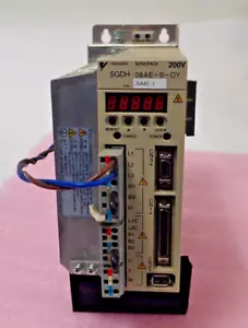 YASKAWA SGDH-08AE-S-OY SERVO DRIVE IN 1PH 230V 11A OUT 3 PH 230V 5.7A - Foto 1 di 8