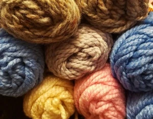 NOS Lot (9) Rug Crafters Rug Yarn Variety Ocean Blue Earth-Line Ash Black Pink - Picture 1 of 8