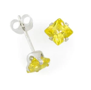 Aretes cuadrados de poste amarillo citrino de circonita cúbica de 4 mm en plata de ley - ¡NUEVOS! - Imagen 1 de 7
