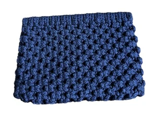 Vintage gehäkelte Clutch Handtasche Abendtasche blau sechseckig Scharnier Blumenmuster Innenraum - Bild 1 von 11
