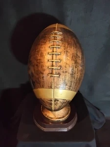 VINTAGE 1970'S FOOTBALL TROPHY - Picture 1 of 8