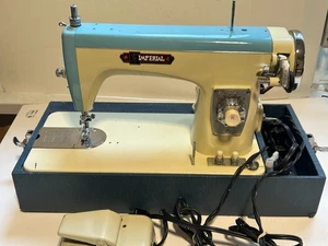 Imperial Vintage Sewing Machine 835? Works Great Rare 1950s 1960s - Bild 1 von 10