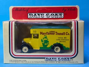 1986 Lledo Days England Diecast Car MIB 16 Dennis 1934 Parcels Van Mayflower - Picture 1 of 2