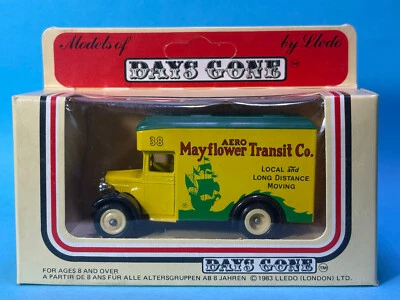 1986 Lledo Days England Diecast Car MIB 16 Dennis 1934 Parcels Van Mayflower - Image 1 of 2