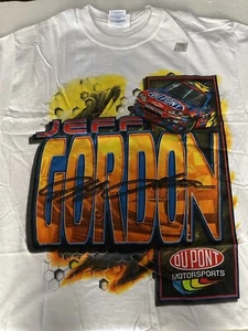 NASCAR # 24 JEFF GORDON DUPONT "TOUGH STUFF" T-SHIRT CHASE AUTHENTICS NEU MEDIUM - Bild 1 von 3