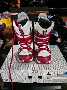 Buttons Freestyle Snowboard Boots, Women Size 4, Red White - Picture 1 of 4