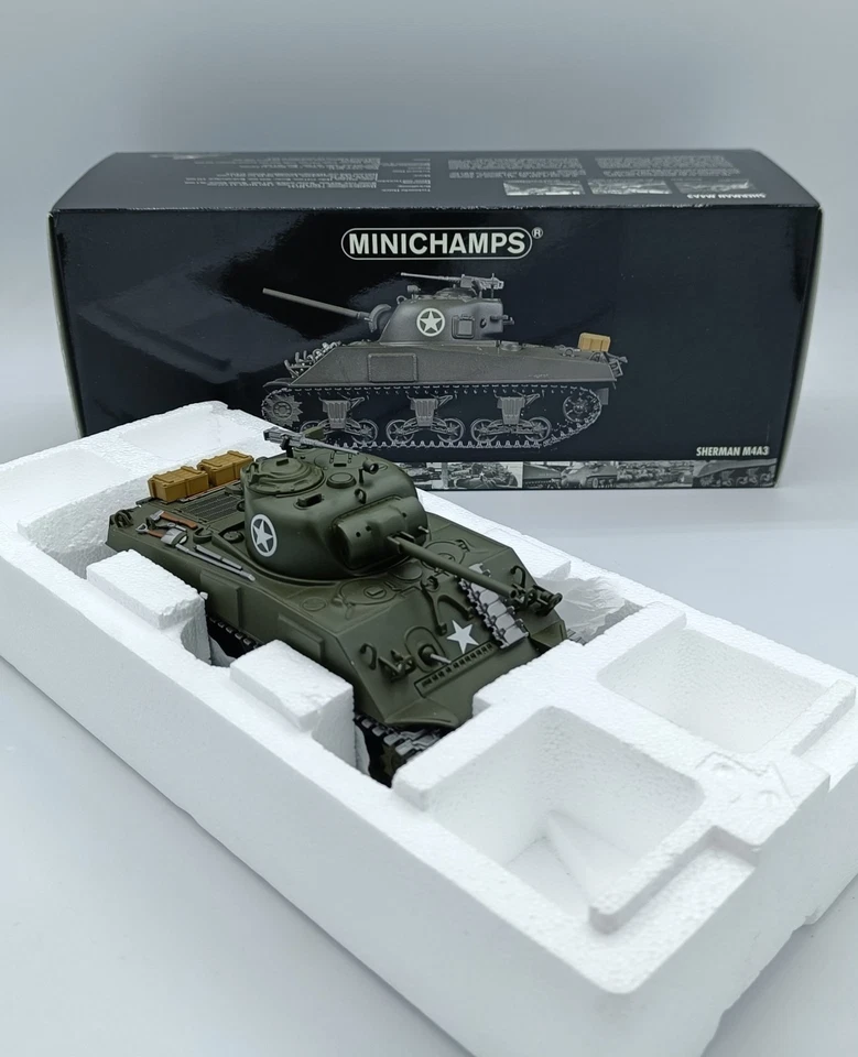 MINICHAMPS 350040000 - M4A3 Sherman - 1/35 Model - Immagine 1 di 4
