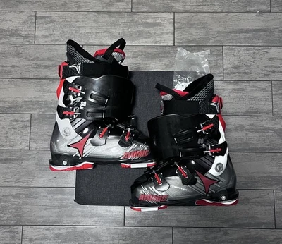 Ski Schuhe ATOMIC M80 Größe 40,5 Grau-Schwarz-Rot - Sehr gut erhalten - Bild 1 von 4