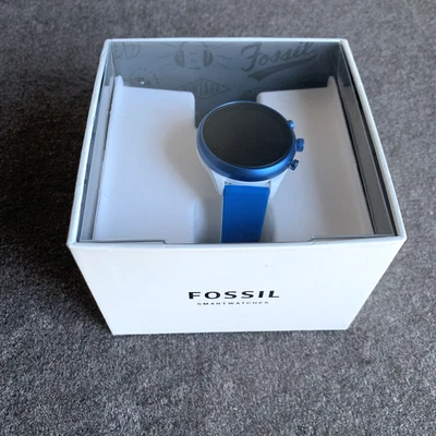 Умные часы Fossil Tech поколения 5 44 мм Carlyle HR синий силиконовый ремешок открытая коробка - Изображение 1 из 4
