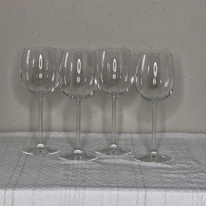 Wine Glasses Set Of 4 Crystal Clear 8.5 tall - Picture 1 of 7